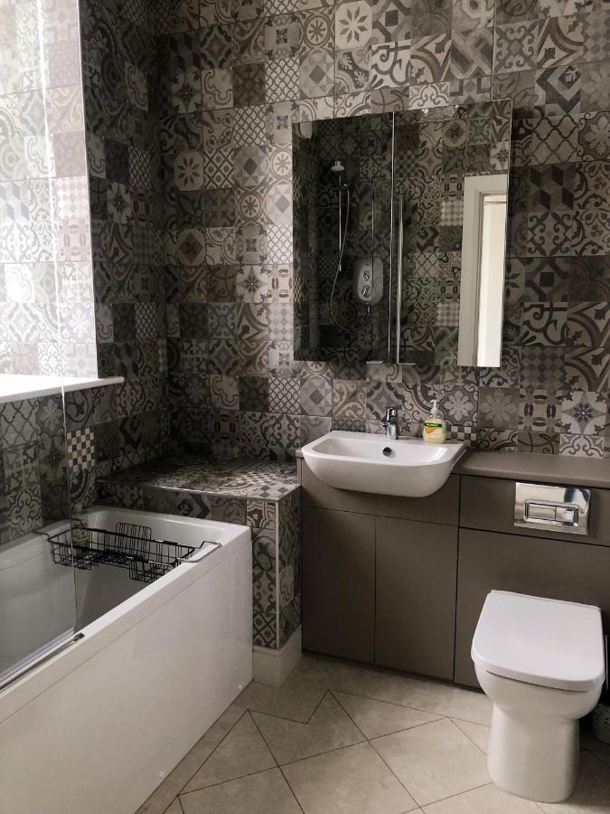 Inverness Great Glen Town House, 5 Minute Drive From Town Centre Esterno foto