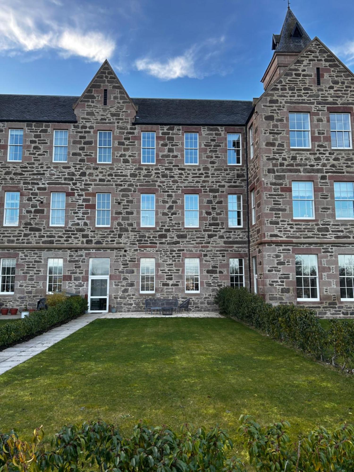 Inverness Great Glen Town House, 5 Minute Drive From Town Centre Esterno foto